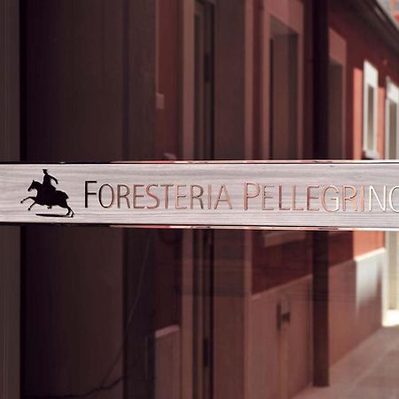 Foresteria Pellegrino Andria Bagian luar foto